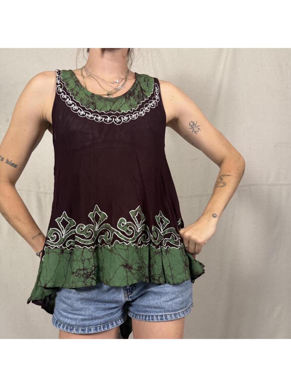 NWT Sakkas Burgundy & Green Embroidered Batik Tank – Free Size